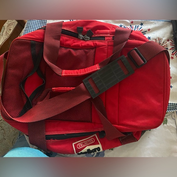 Vintage 90’s Marlboro Insulated Cooler Bag - Picture 1 of 5